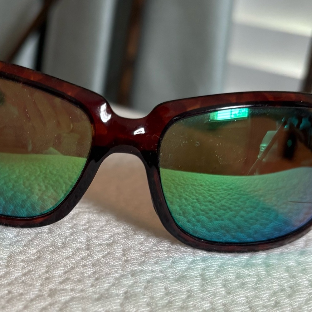 Costa Isabela Sunglasses with 580P lenses